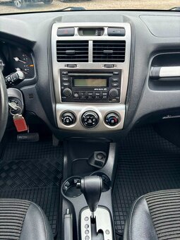 Kia Sportage 2.0 CRDi LX A/T - 14