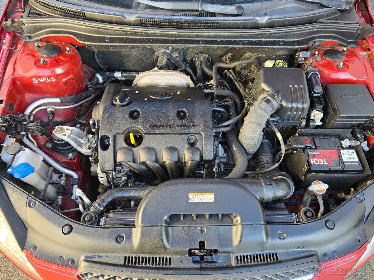 Kia Ceed 1.4benzin,95 400km,1.majiteľ,nová stk - 15