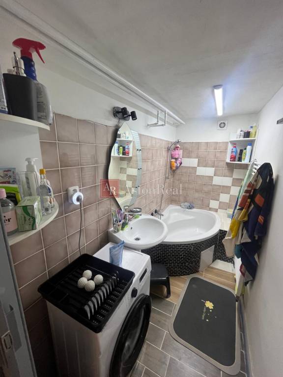 Predaj: rodinný dom s bazénom, altánkom na pozemku 617 m2, S - 15