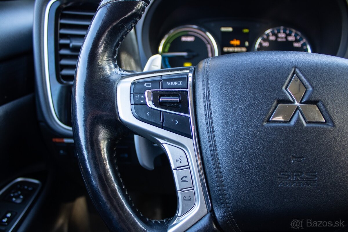 Outlander PHEV Plugin Hybrid 2,0 - 15