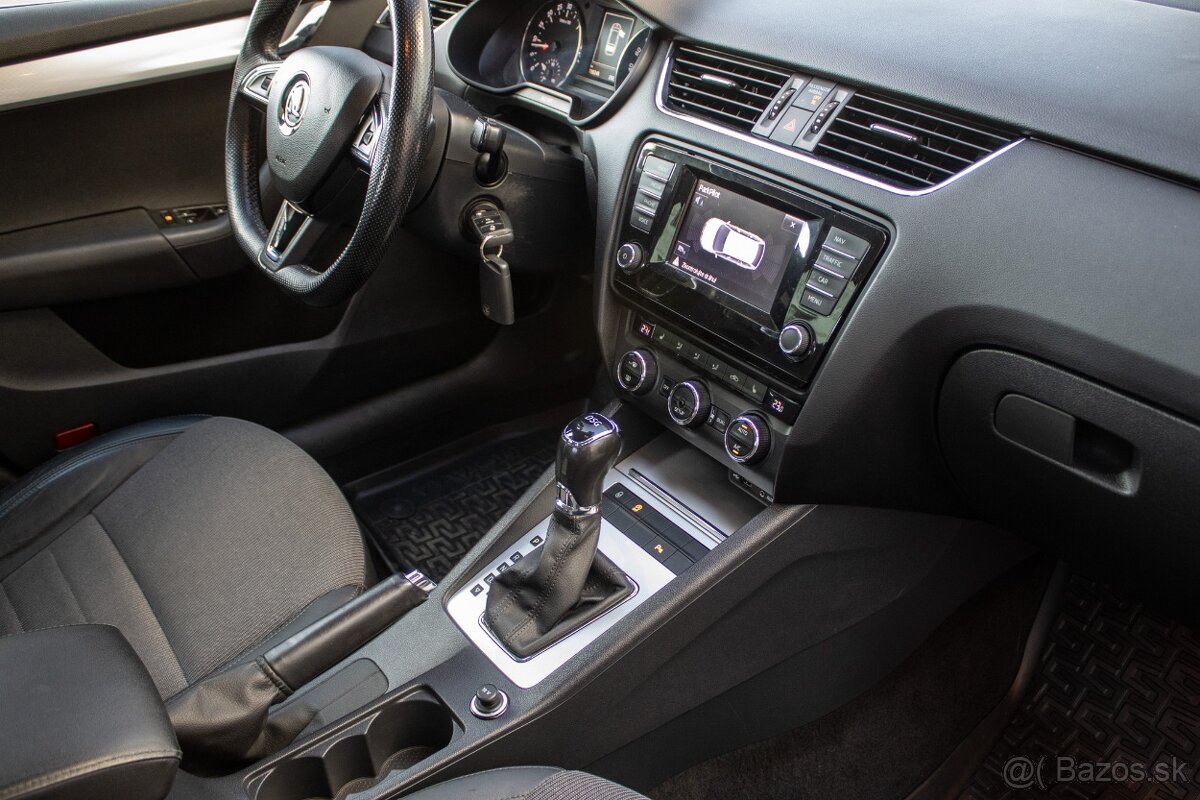Škoda Octavia Combi 2.0 TDI Ambition DSG - 15