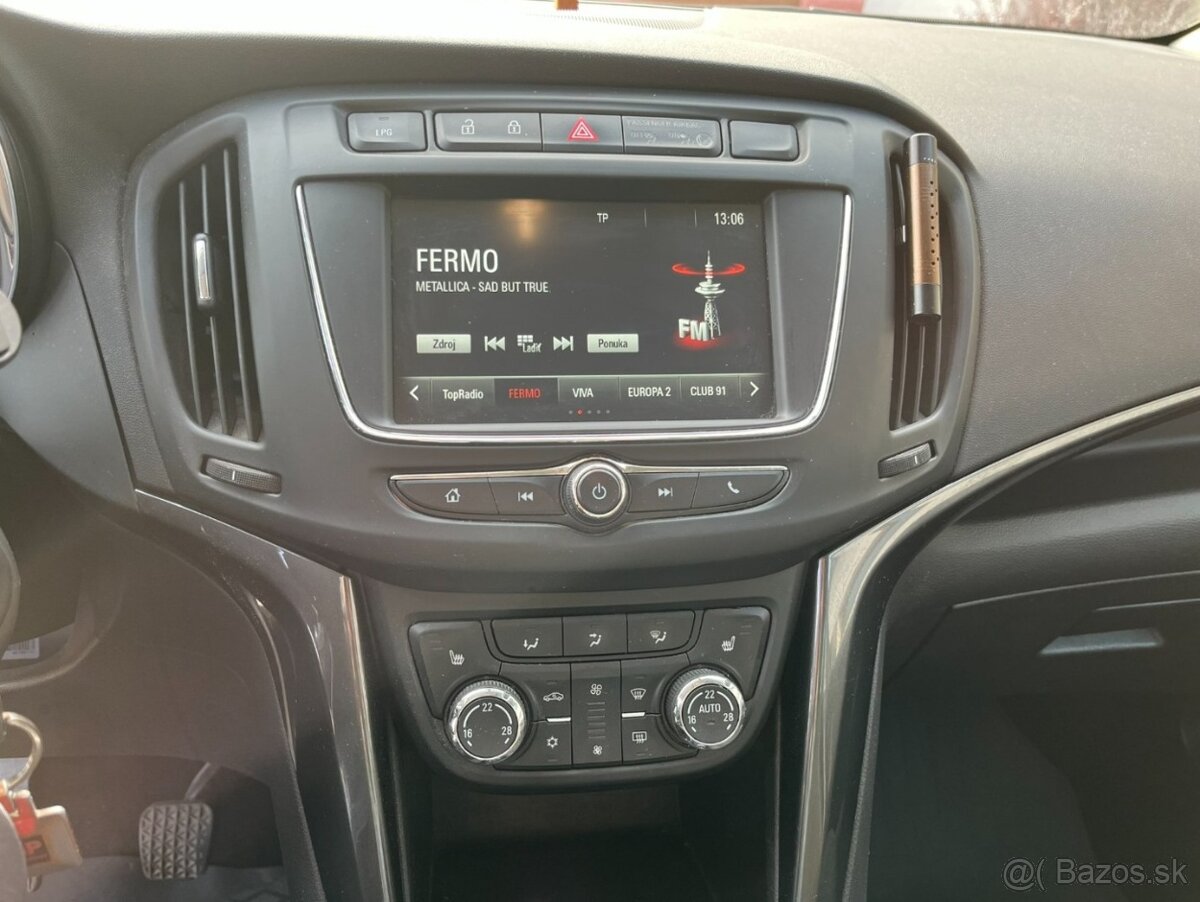 Opel Zafira Tourer 1.4 benzín + LPG - 15