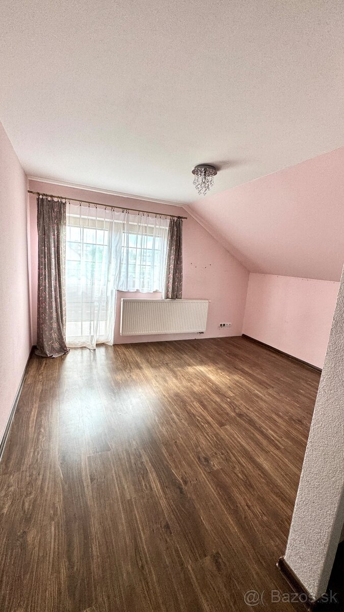 Krásny rodinný dom na predaj - 15