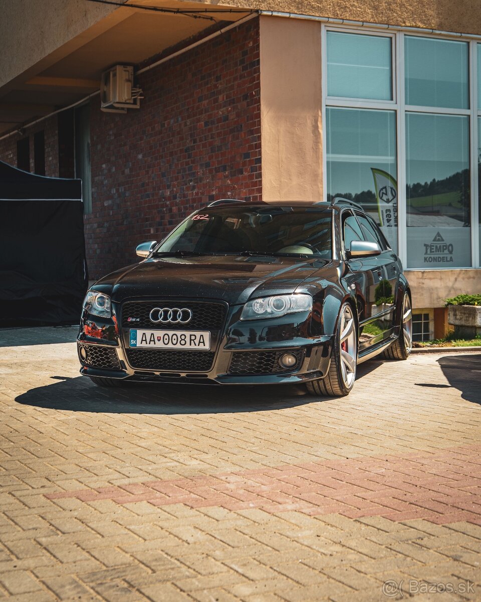 Audi RS4 avant b7 - 15