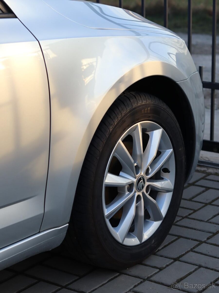 Škoda Octavia 3 - 15