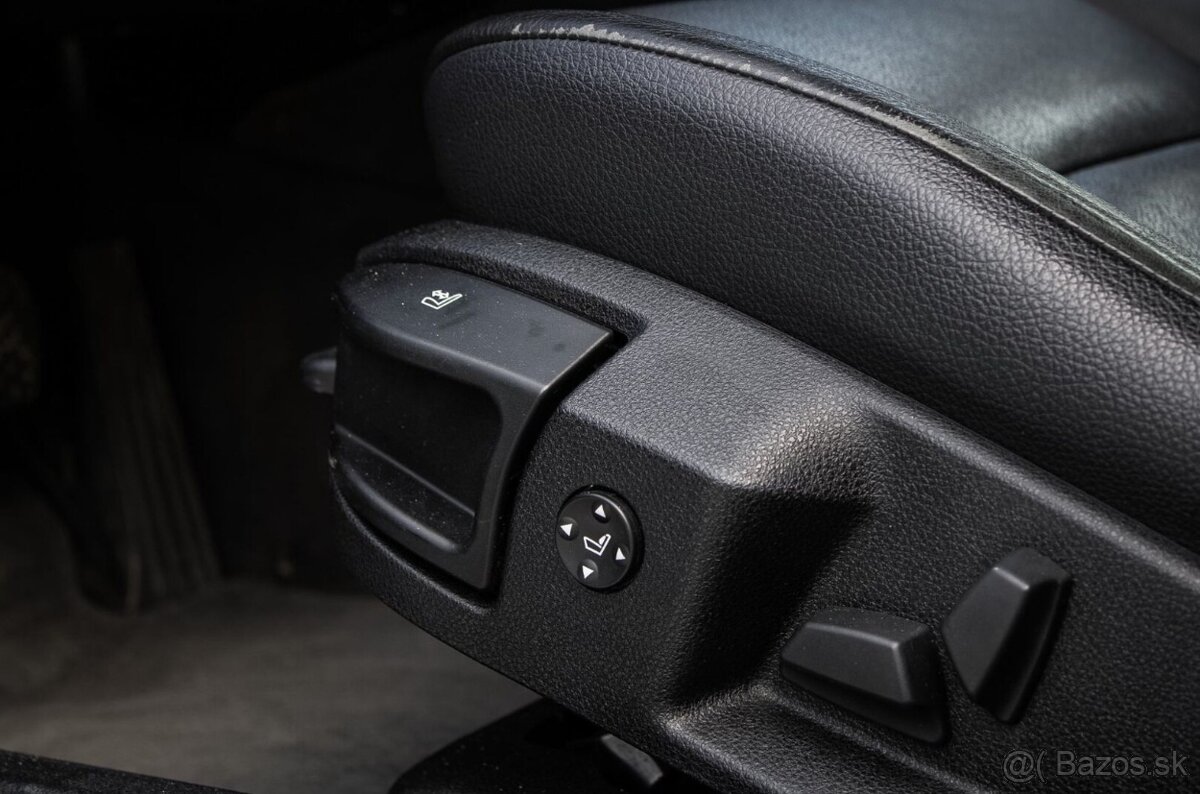 BMW Rad 5 525 xDRIVE AT/8 160kW - 15