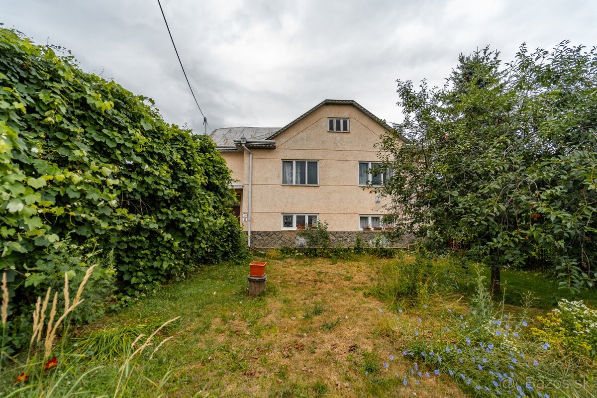 Na predaj rodinný dom v krásnym pozemkom v obci Sačurov - 15