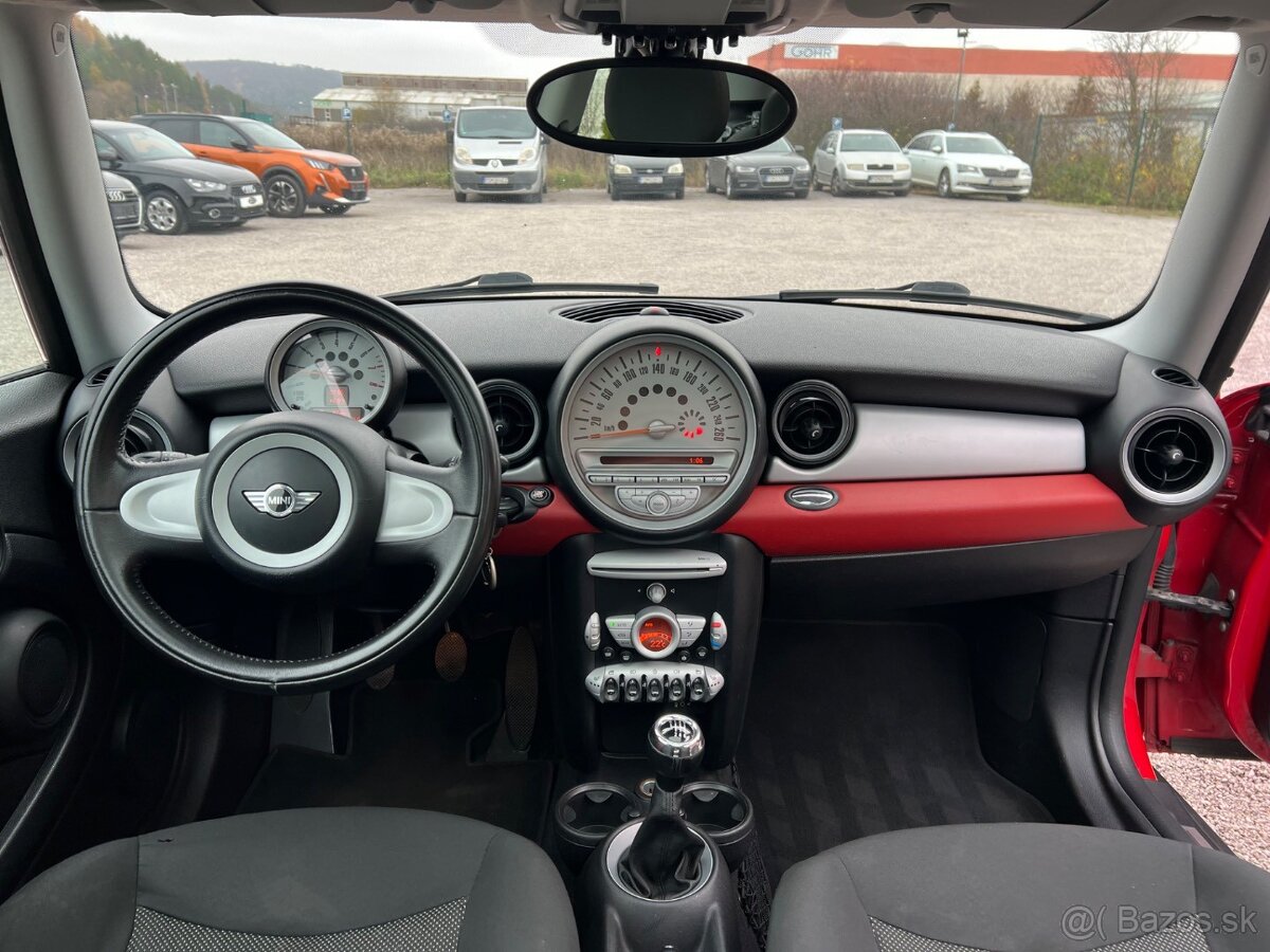 Mini Cooper Clubman - 15