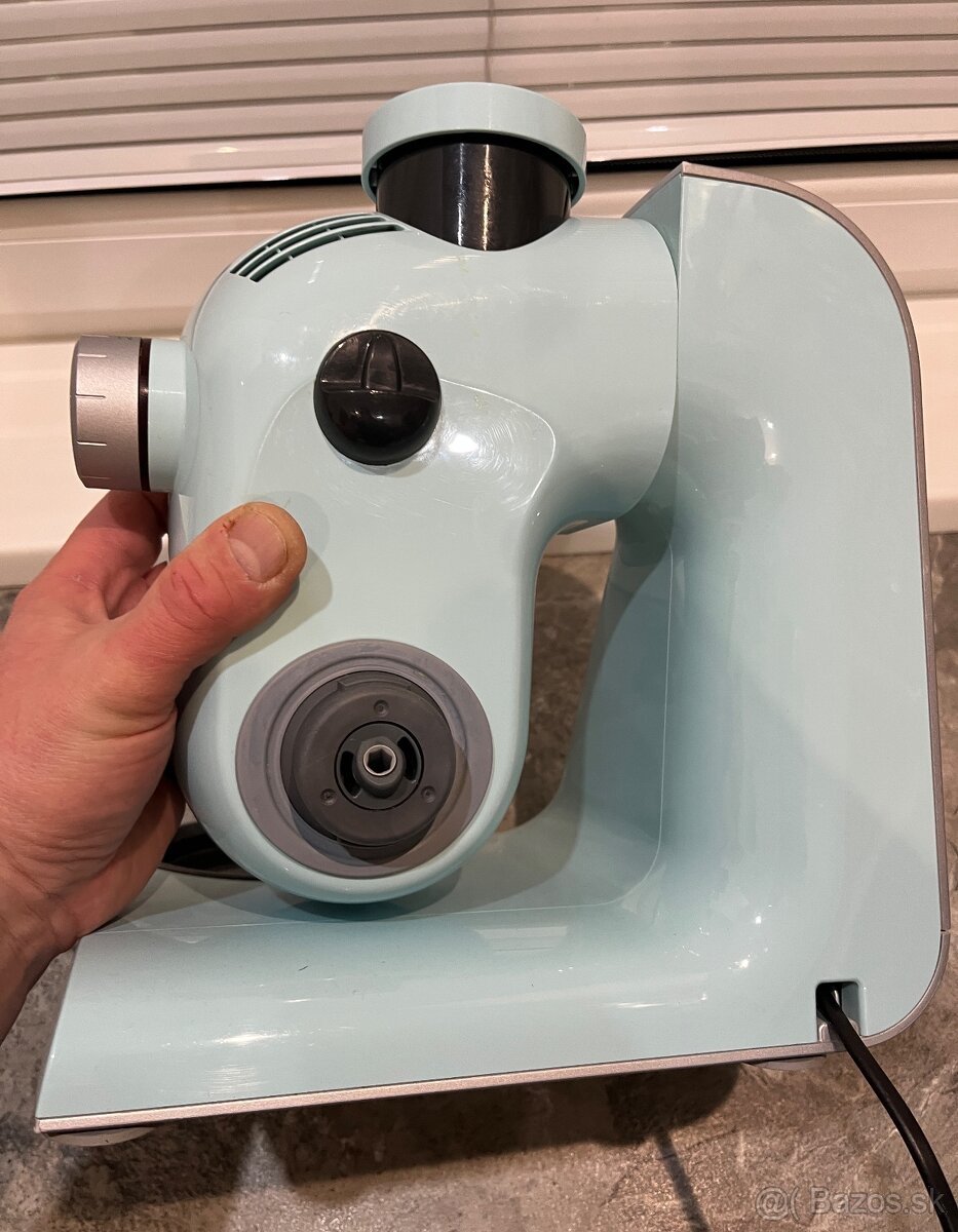 Bosch MUM 58020 1000w kuchynský robot - 15