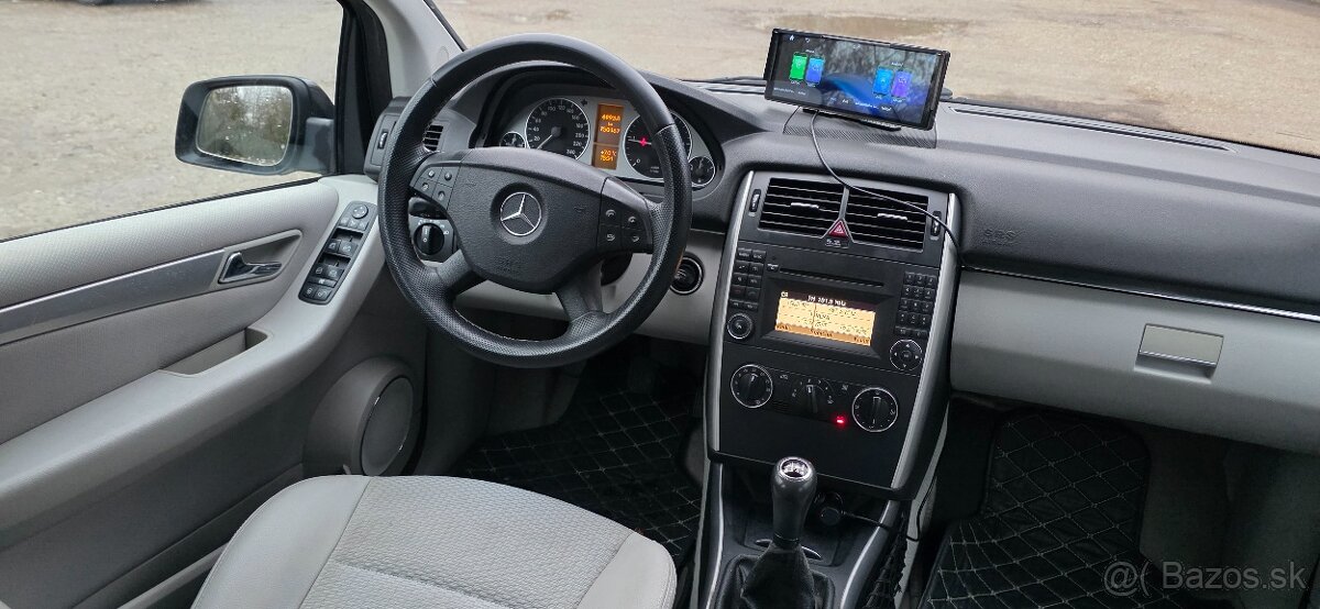 Mercedes-Benz B180 CDI - 15