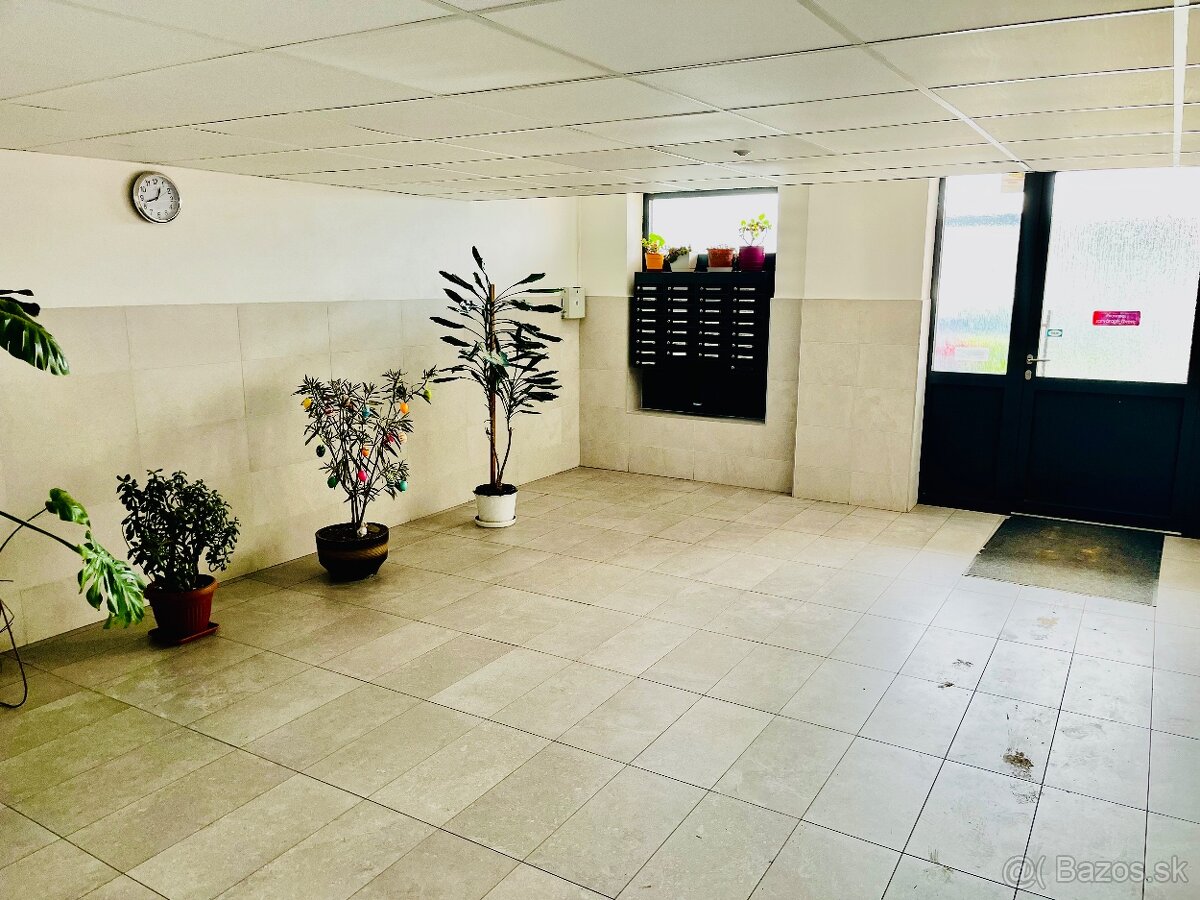 3 izbový byt s lodžiou 75 m2, VT - 15