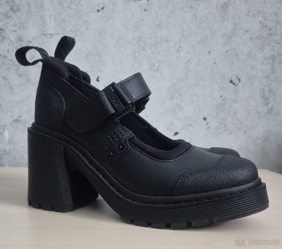 Dr. MARTENS EVIEE TECH EU39 - 15