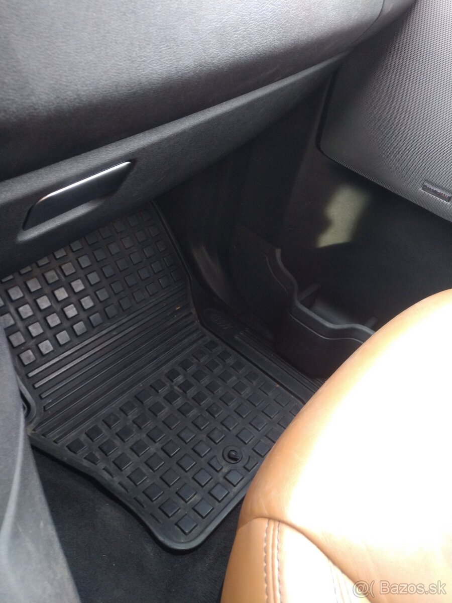 Land Rover Discovery 4 - 2016, Landmark edition - 15