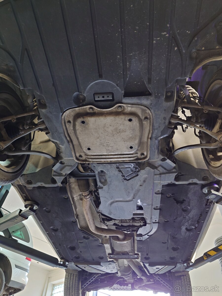 BMW X1 xDrive 23d 150kw - 15