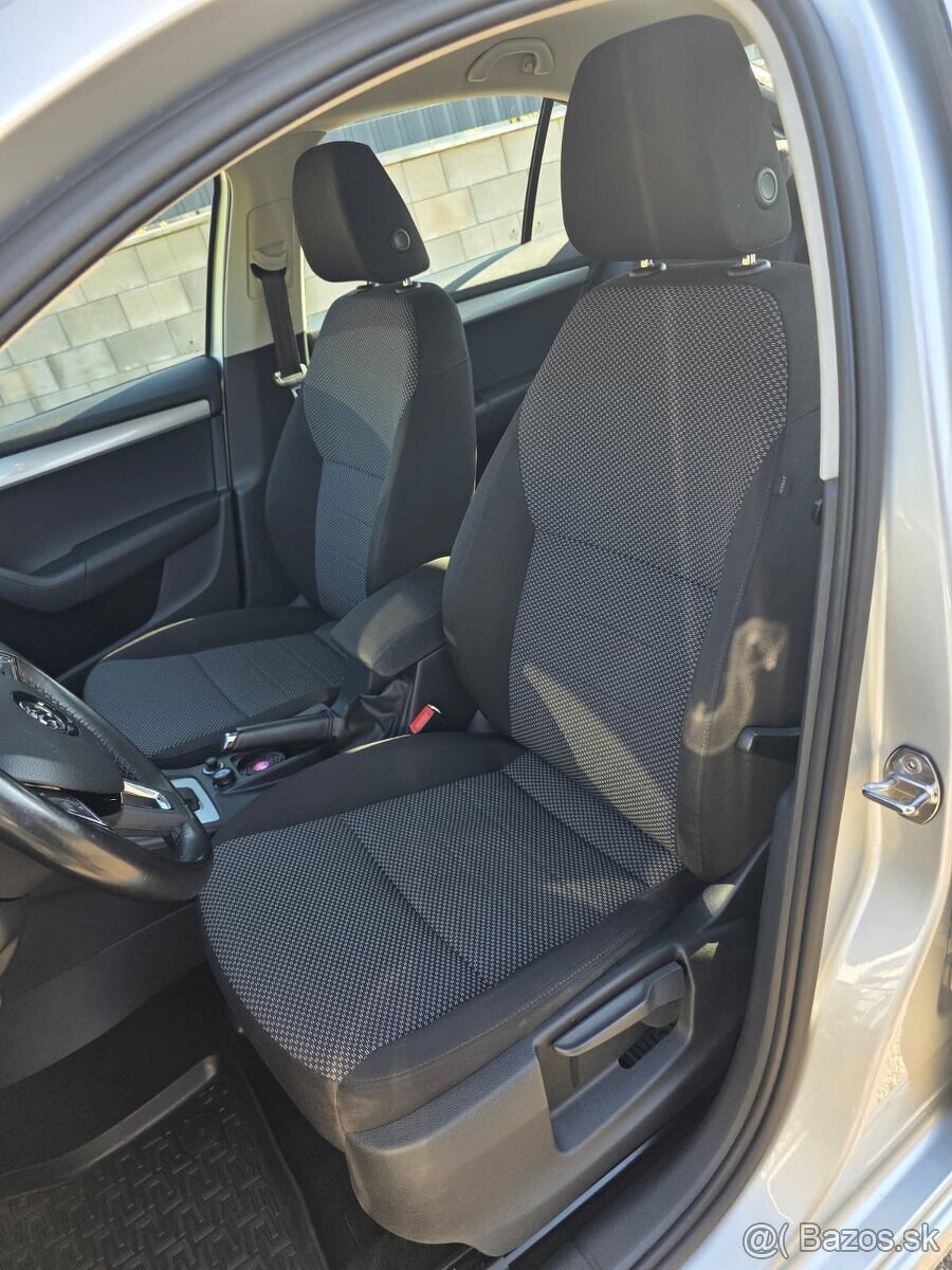 Škoda Octavia III 1.6 TDI DSG - 15