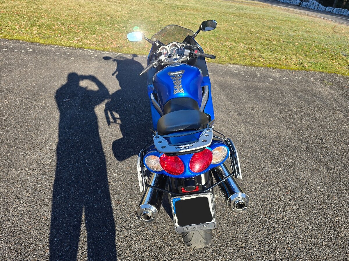 Kawasaki ZZR 1200 - 15