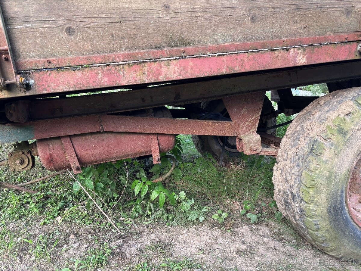 Predám obojstranne vyklápaciu vlečku za traktor - 15