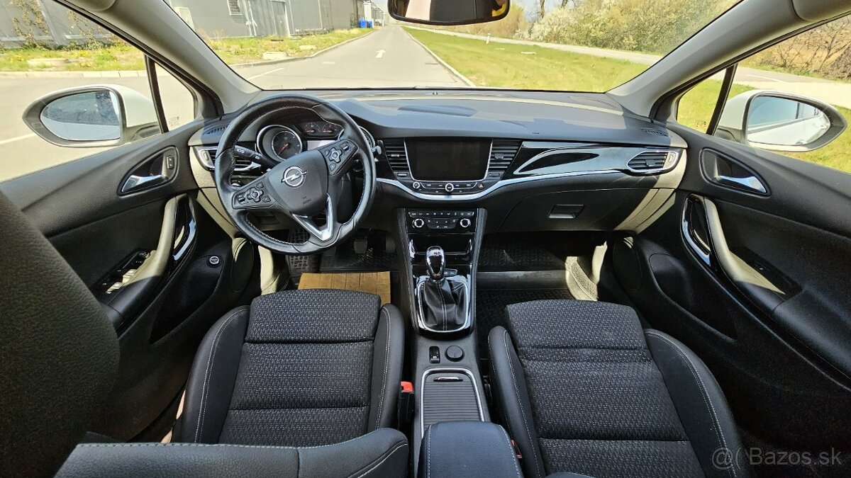 Opel Astra Sport Tourer ST 1.6 CDTI S S 110k ECOTEC Dynamic - 15