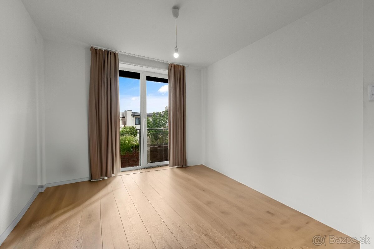 NA PREDAJ NOVOSTAVBA 3-IZBOVÉHO RODINNÉHO DOMU V STUPAVE - 15