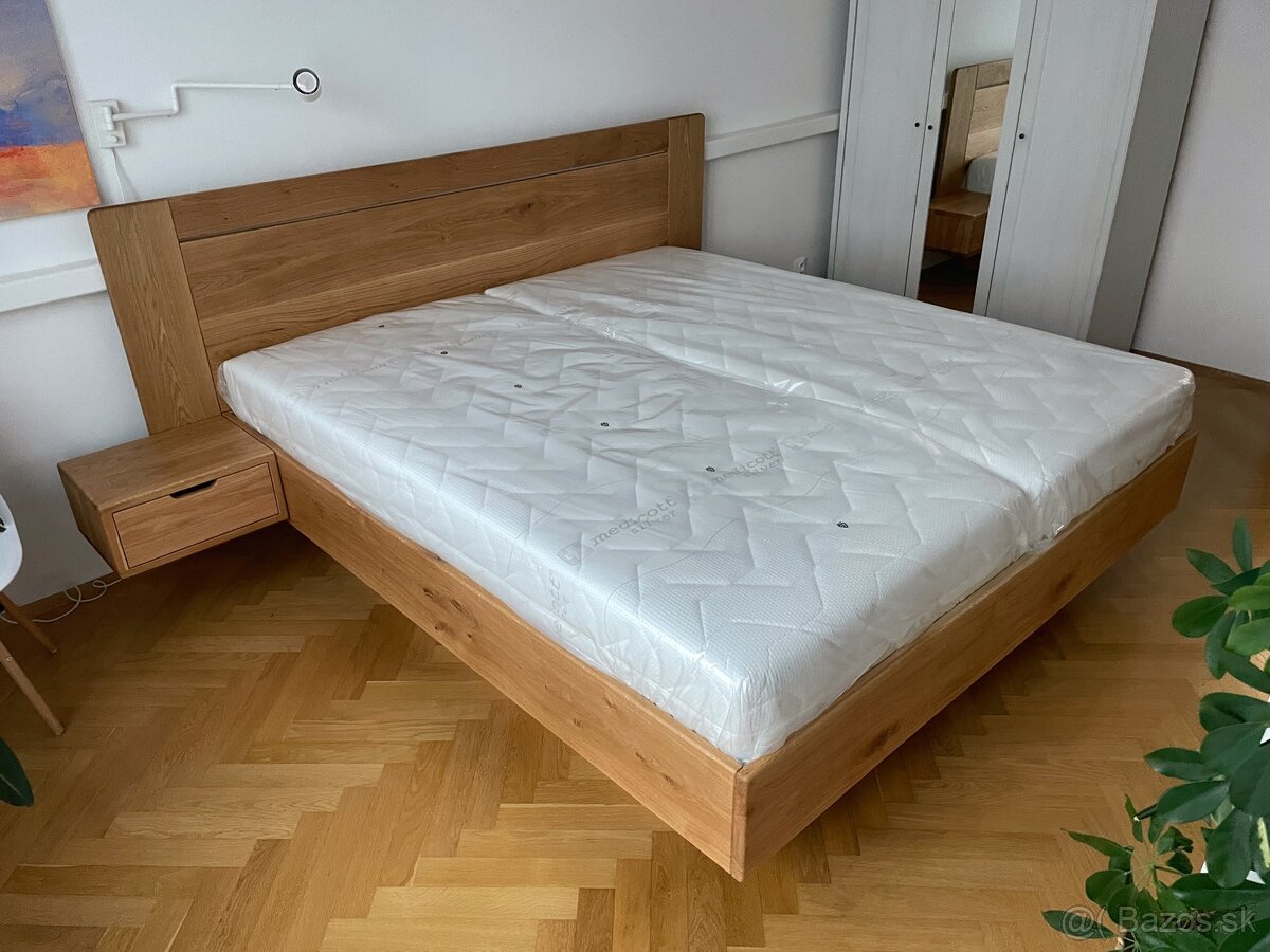 Dubová posteľ z masívu - úložný priestor, nočné stolíky - 15
