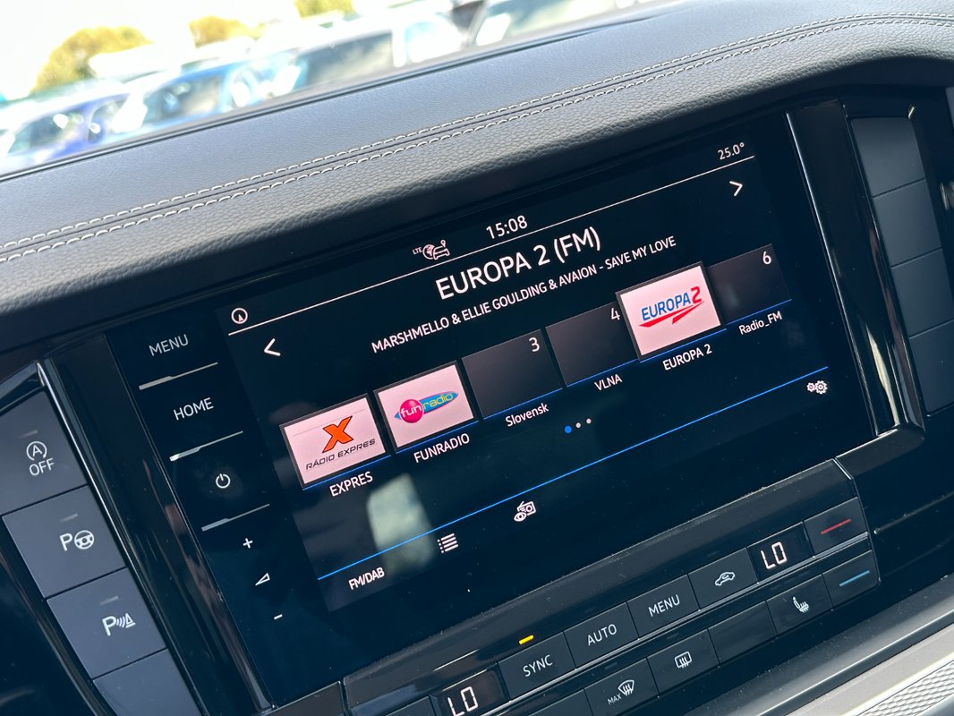 Volkswagen Touareg 3.0 TDi V6 4Motion Tiptronic - 15