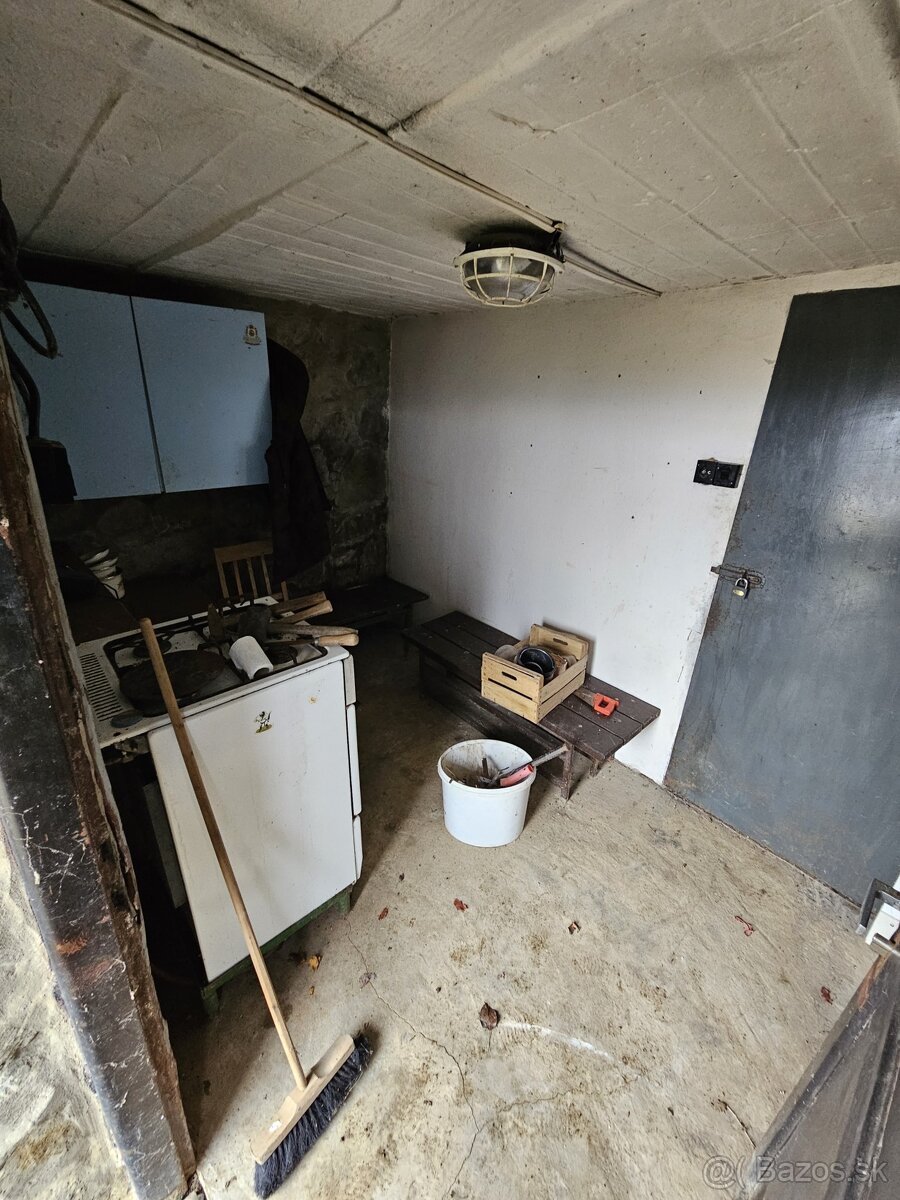 Záhradka s chatkou - 15