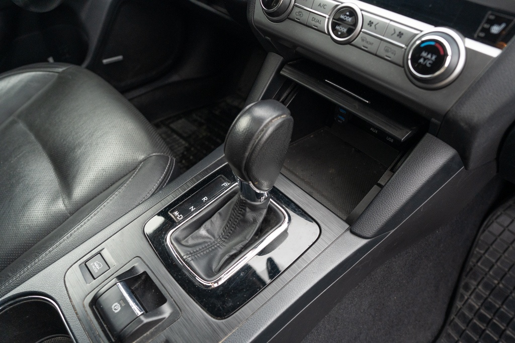 Subaru Outback 2.0 D Exclusive CVT + ťažné + Webasto - 15