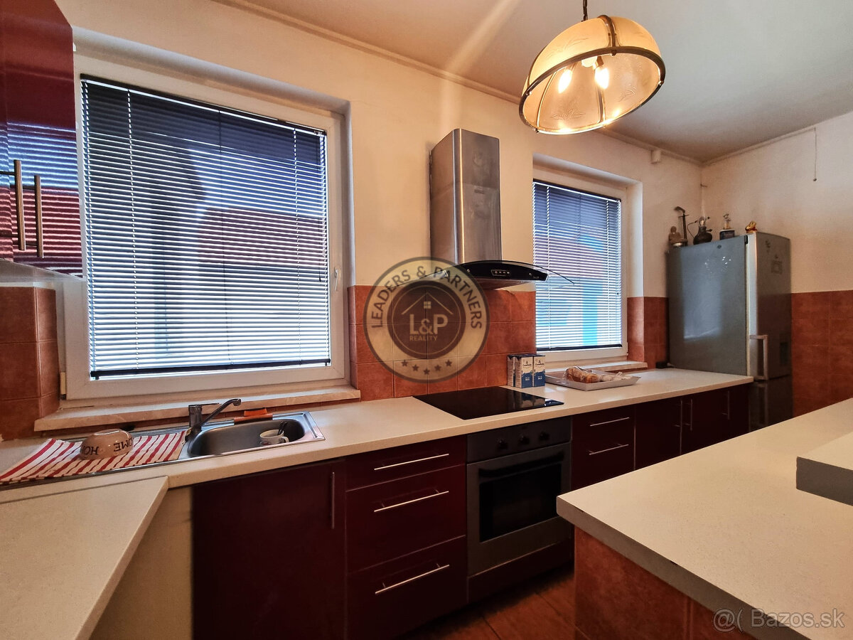 PREDAJ rodinný dom s tenisovým kurtom Levél - 15