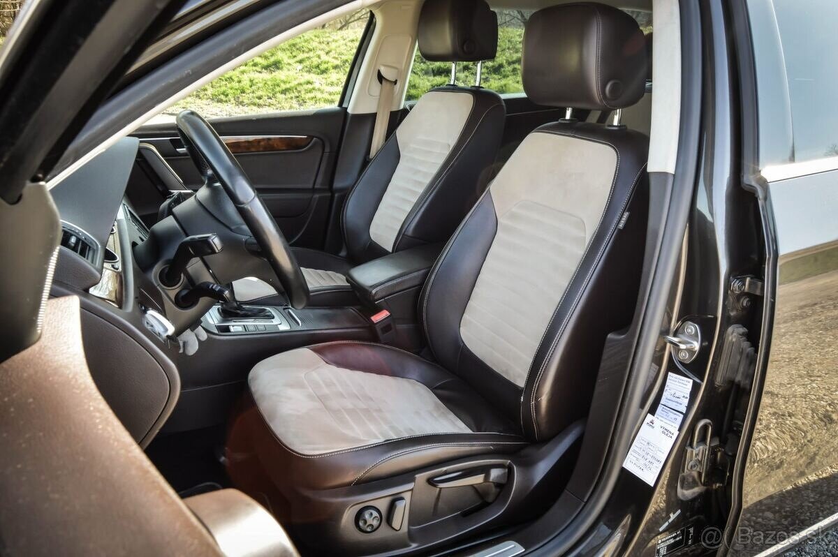 Volkswagen Passat Variant 2.0 TDI BMT Highline DSG - 15