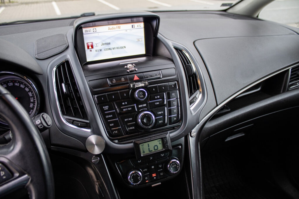 Opel Zafira 2013 - 15