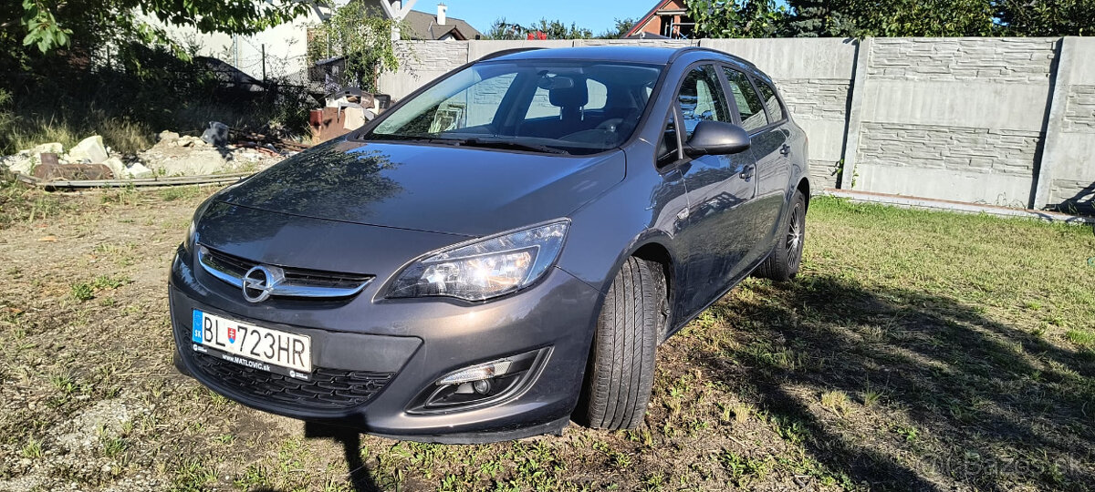 Predam Opel Astra ST 1,4 Benzin + LPG (original od výroby) - 15