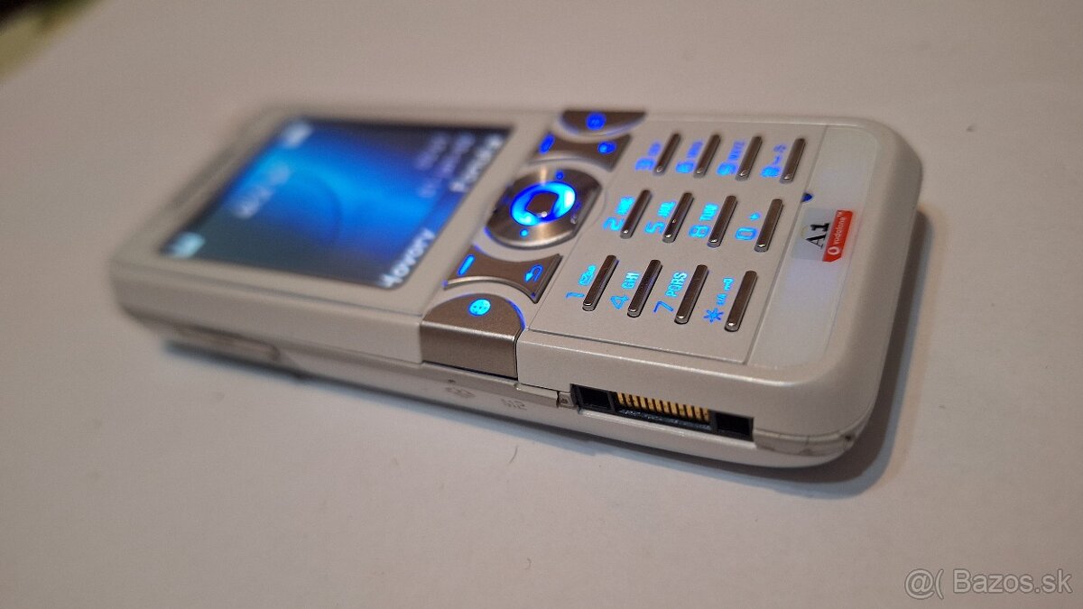Sony ericsson K550i - 15