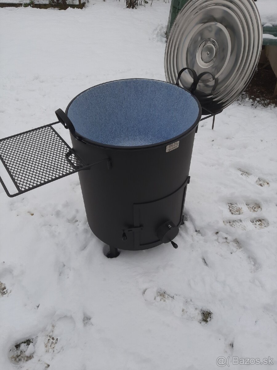 Kotlina kotlík na guláš - 15