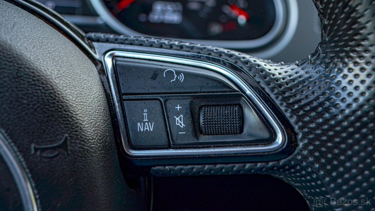 Audi Q7 V8 quattro 4.2 TDI - 15