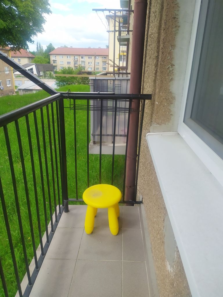 Na prenájom - 2 izb. byt HANDLOVÁ - 15