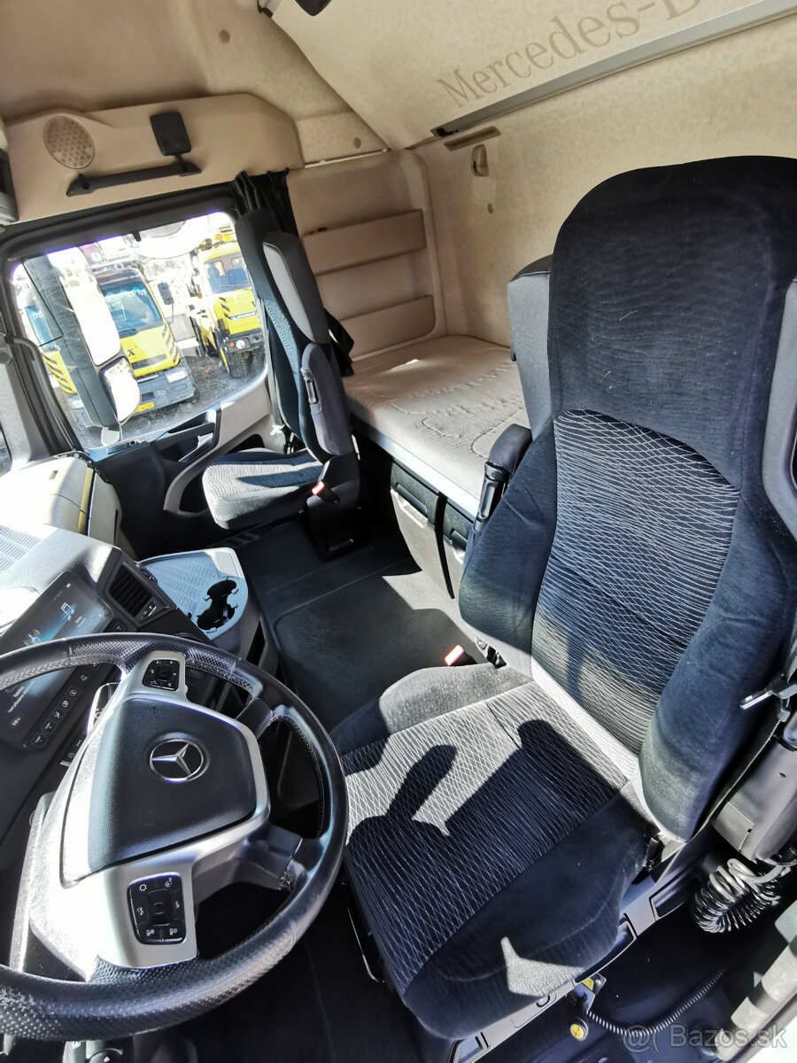 Prodám tahač MERCEDES-BENZ ACTROS 1848 E6 D jednokruh. hydr. - 15