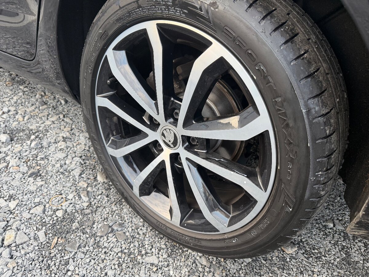 ŠKODA OCTAVIA III FACE SOLEIL 2.0DI 110 KW DSG TAŽNÉ 2020 - 15