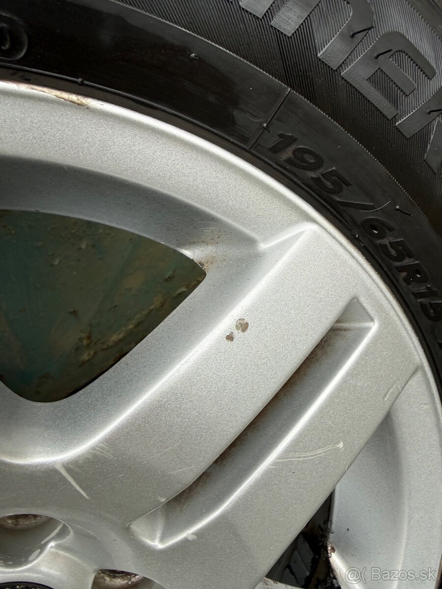 VW original elektrony + pneu R15 195/65 - 15