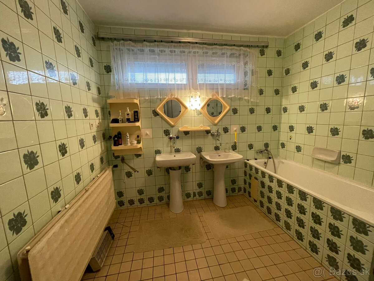 Krásny rodinný dom v krásnej lokalite Šaľa- ulica Jánošíkova - 15