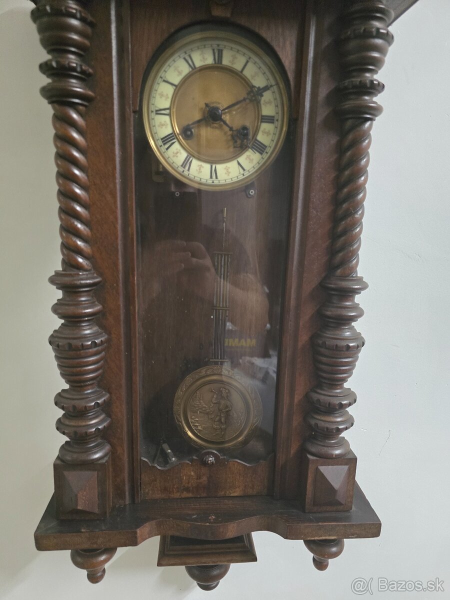 Nástenné drevene hodiny s melódiou 3 kusi - 15