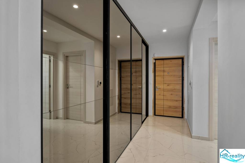 Split, Kaštela – luxusný zariadený penthouse s výhľadom - 15