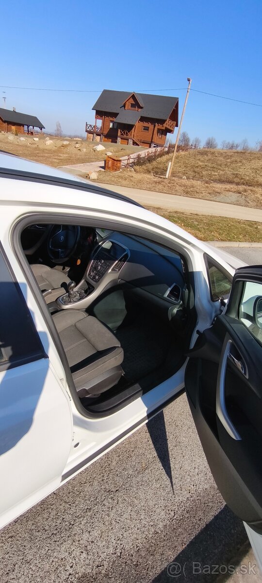 Opel Astra ST 1.7CDTi 92kw - 15