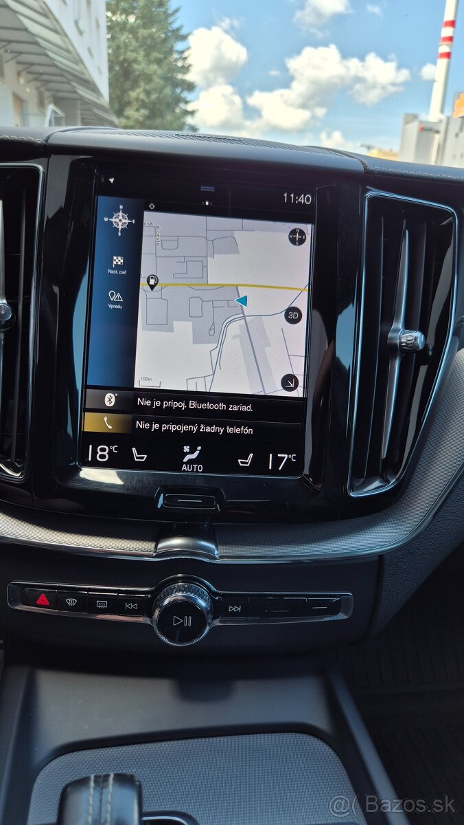 Volvo XC60 2.0 B4 mHEV DARK edition AWD - 15