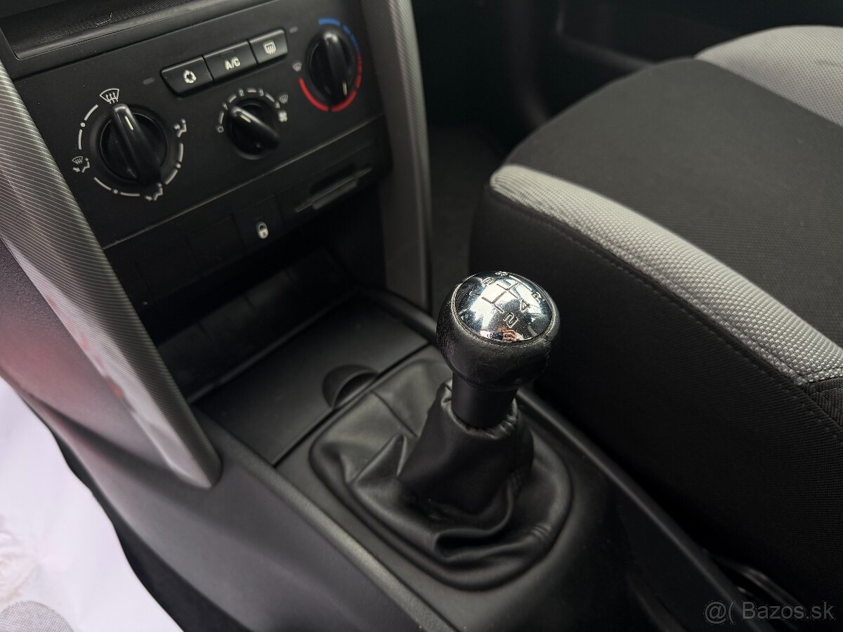 Peugeot 207 1.4 HDi • SAFE PACK • 2008 - 15