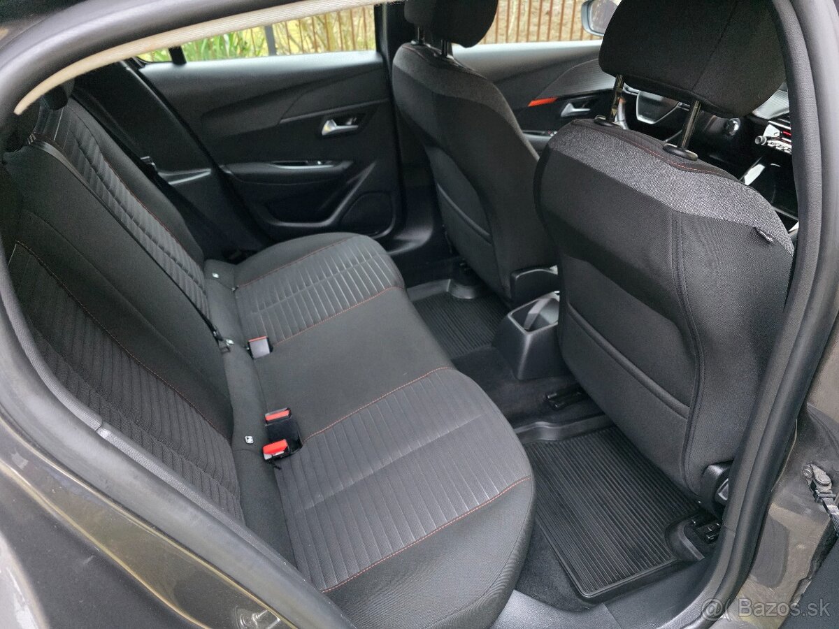 Peugeot 208 1.2 PureTech,kúpené na SK - 15