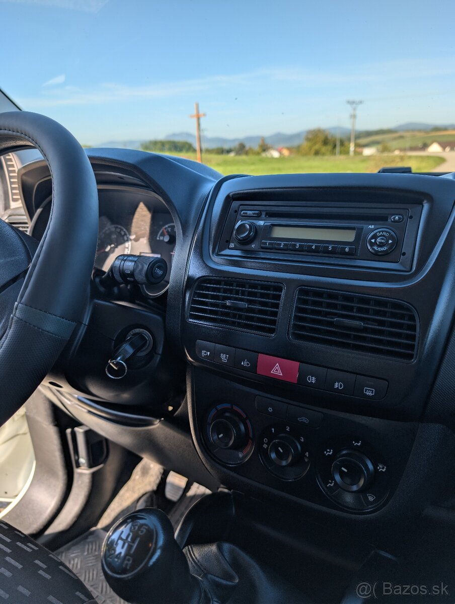 Opel Combo 1.3 cdti 66kw - 15