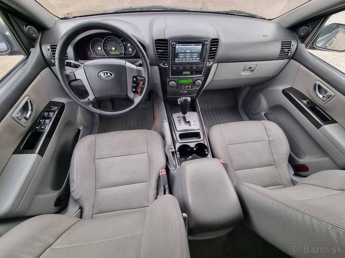 KIA SORENTO 2,5CRDi 4x4 - 15