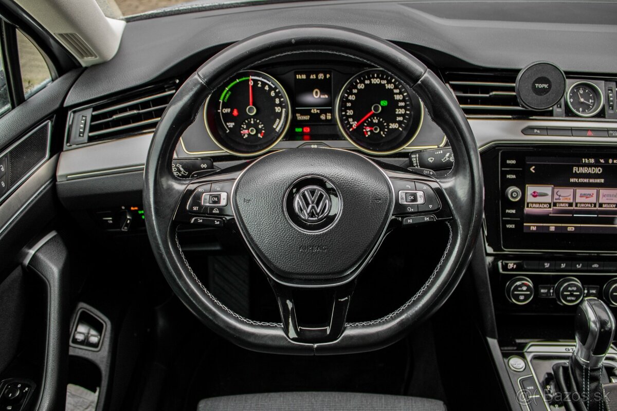 Volkswagen Passat GTE 115kW, 5d., A/T - 15