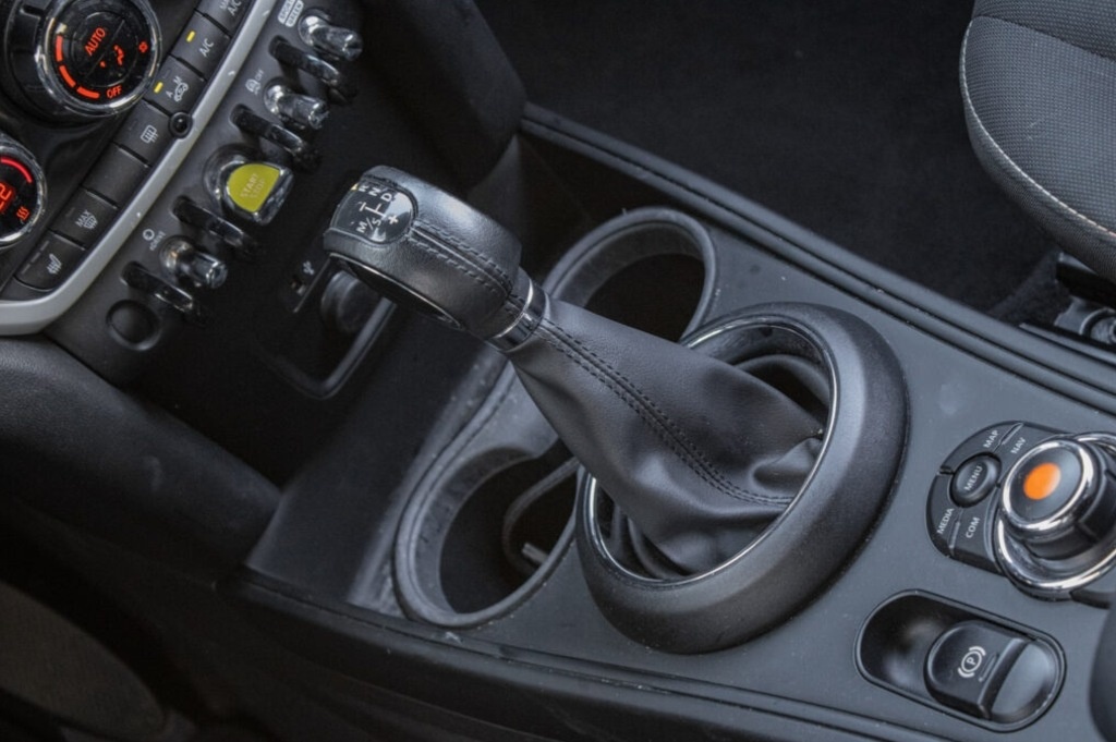 MINI Countryman SE ALL4 Plug-In Hybrid - 15