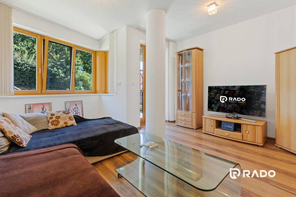 RADO | Staré Mesto | 4i byt 175 m² + 4 balkóny + možnosť 2×  - 15